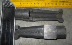 Скоба головки блока цилиндров (Euro 2/Euro 3) VG1200040027