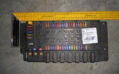 Панель предохранителя HOWO (Euro 3, 2011 г.в.)/HOWO-70 WG9716580021