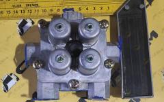 Кран тормозной WG9000360523/2 HOWO A7