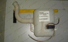 Бачок стеклоочистителя с мотором WG1642860001