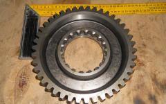 Шестерня понижающей передачи выходного вала демультипликтора Fuller HOWO JS180-1707106