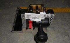 Кран подъема кузова (6 выходов) HOWO