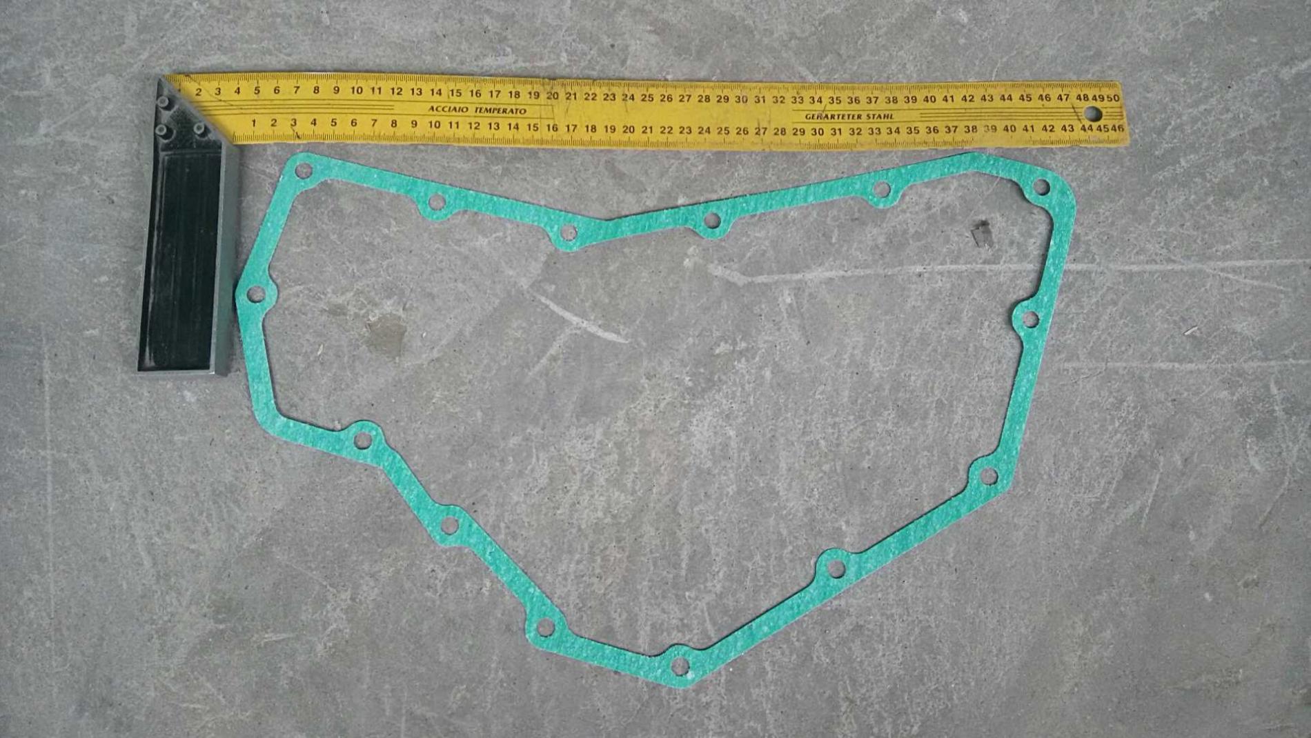 Прокладка крышки охладителя HOWO VG1540010015