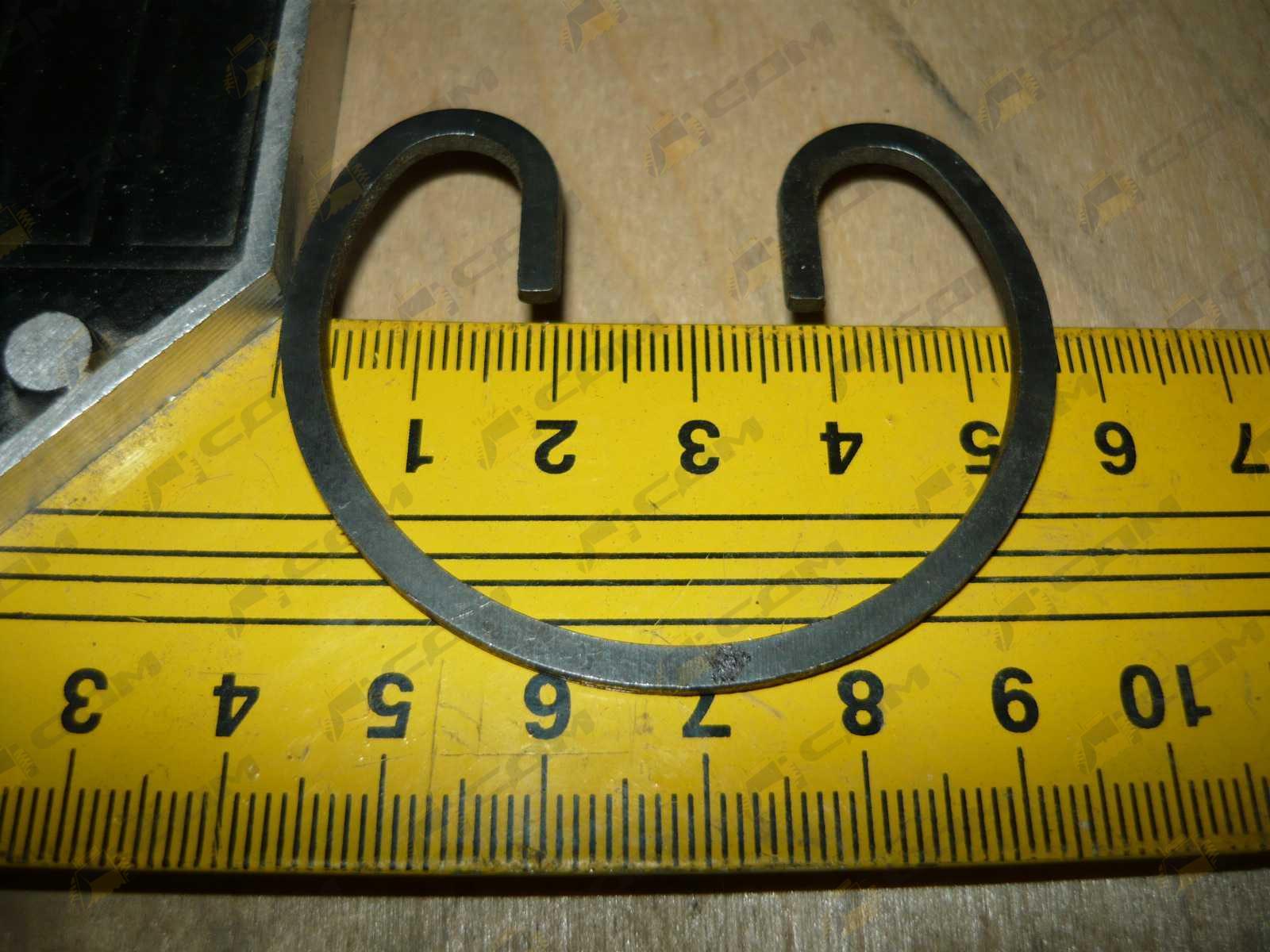 Кольцо стопорное на палец поршня HOWO/Shaanxi VG1560030012