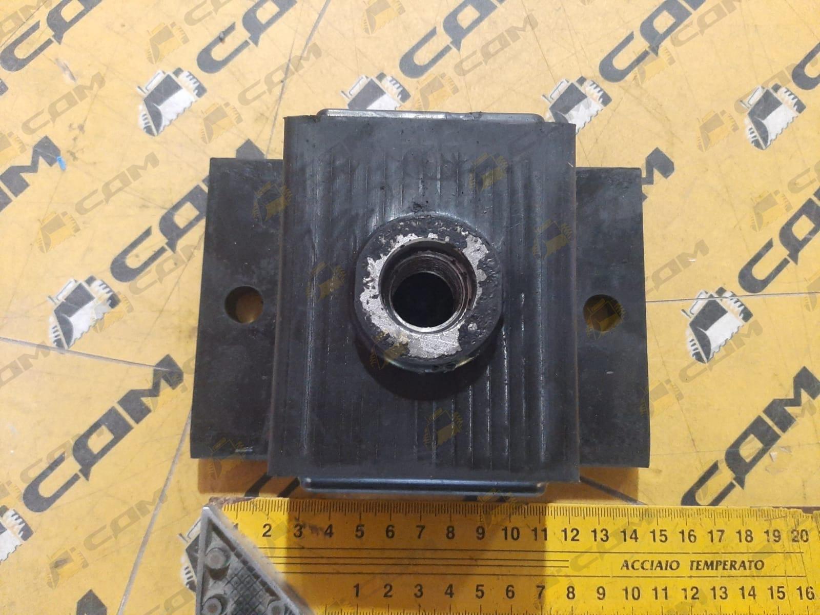 Подушка крепления двигателя передняя LG833B 60101100717/EA-220