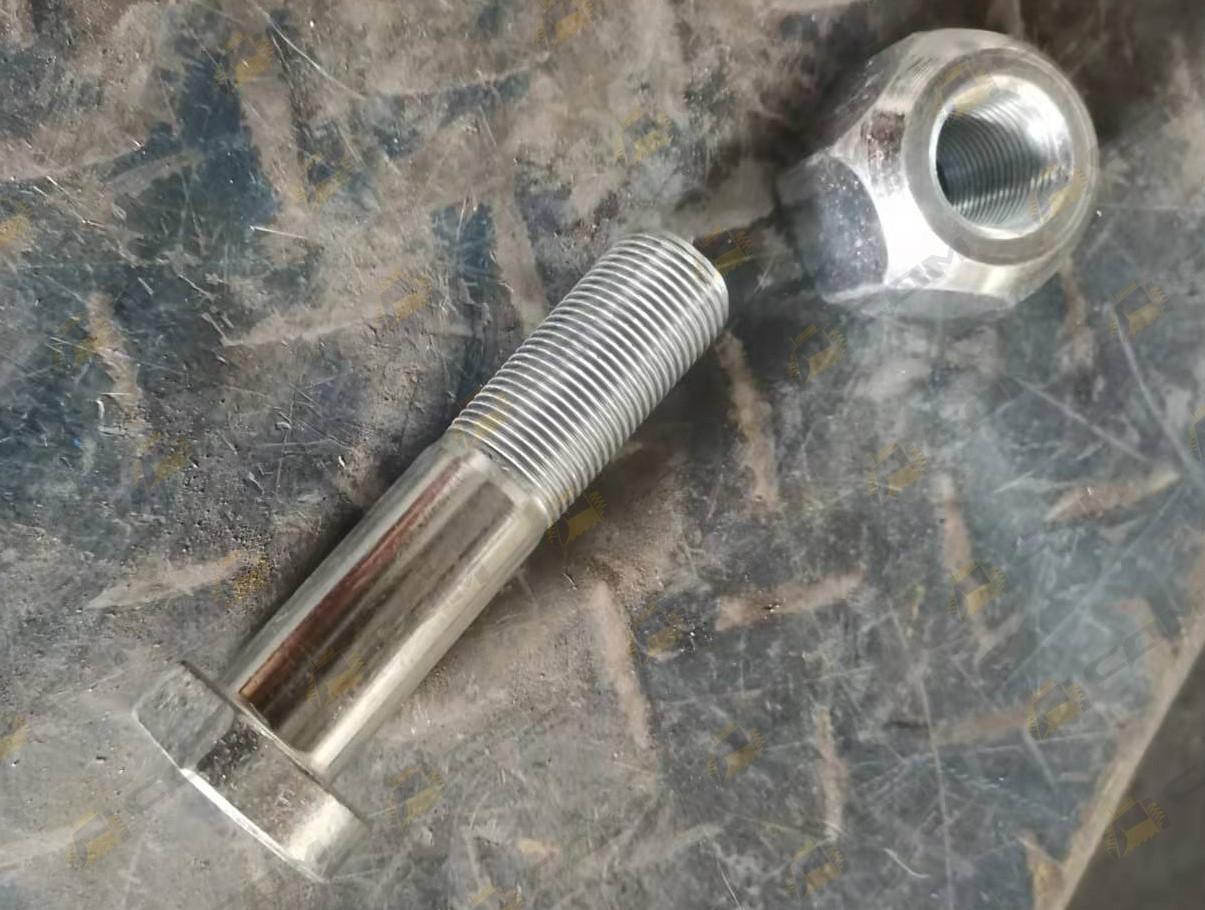 Шпилька+гайка колесные LG833B LGQ833AL.02-011+LG853.04.01-002