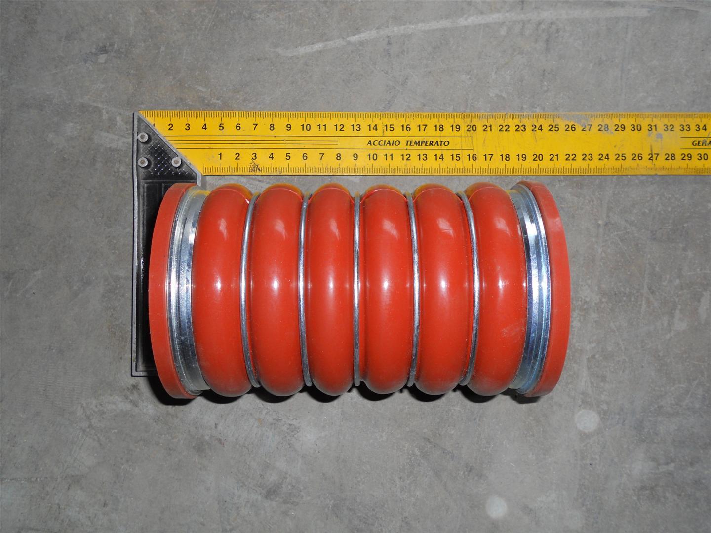 Патрубок интеркуллера нижний d=90, D=110, l=183 WG9730530011/2