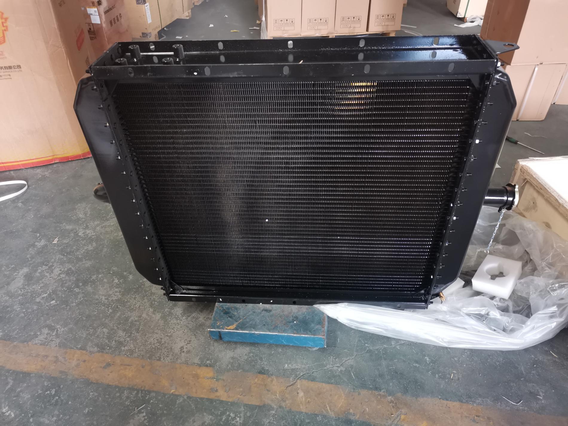 Радиатор водяной LG 936 4190000558