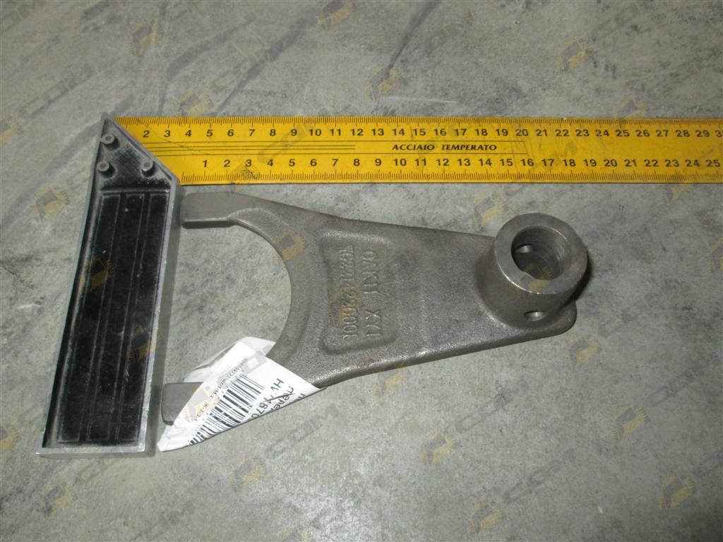 Вилка переключения передач КПП HW18709 HOWO WG2214220001