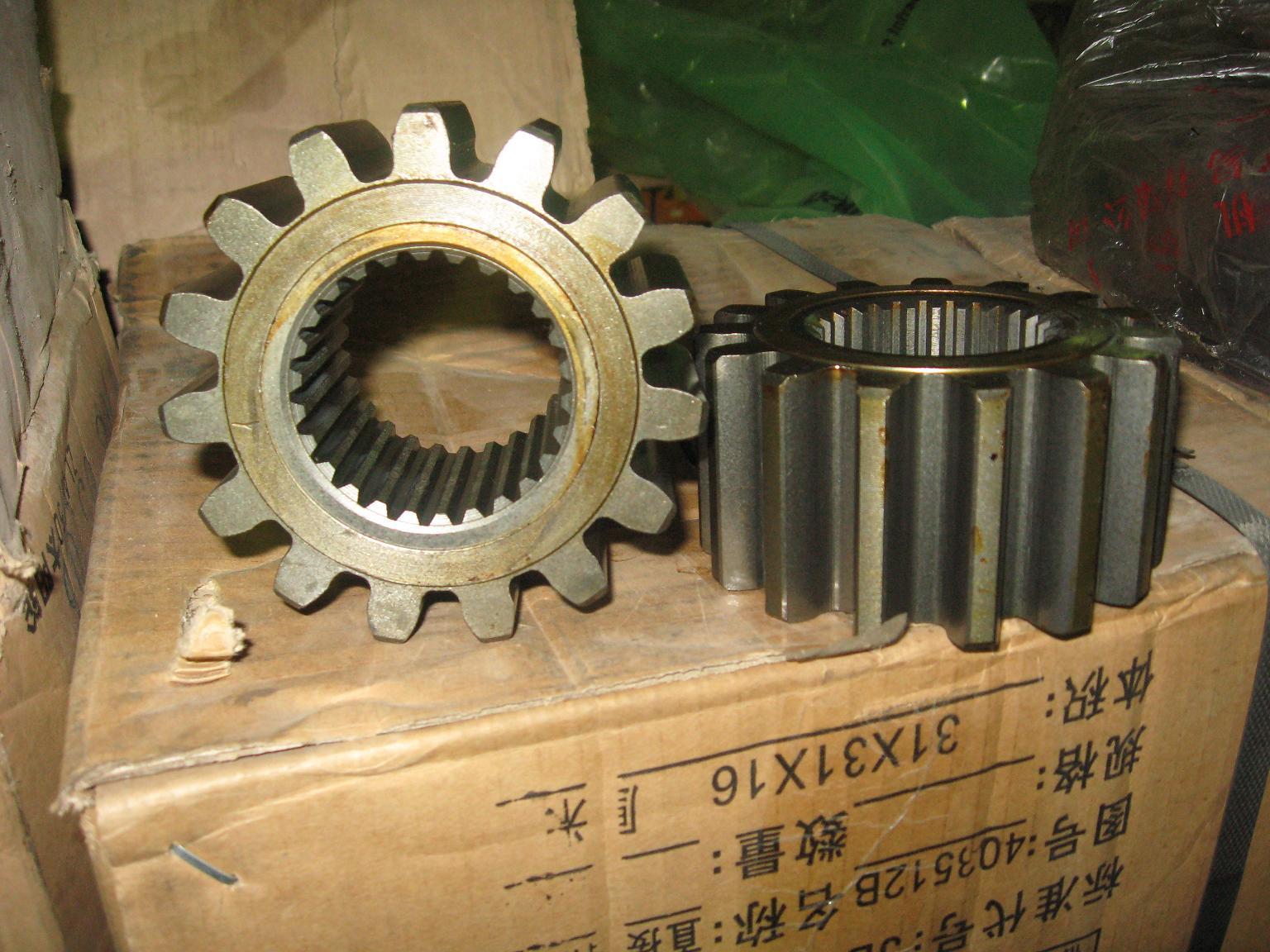 Шестерня полуоси бортового редуктора z=15,d=107.9, 26 шлицов 404021