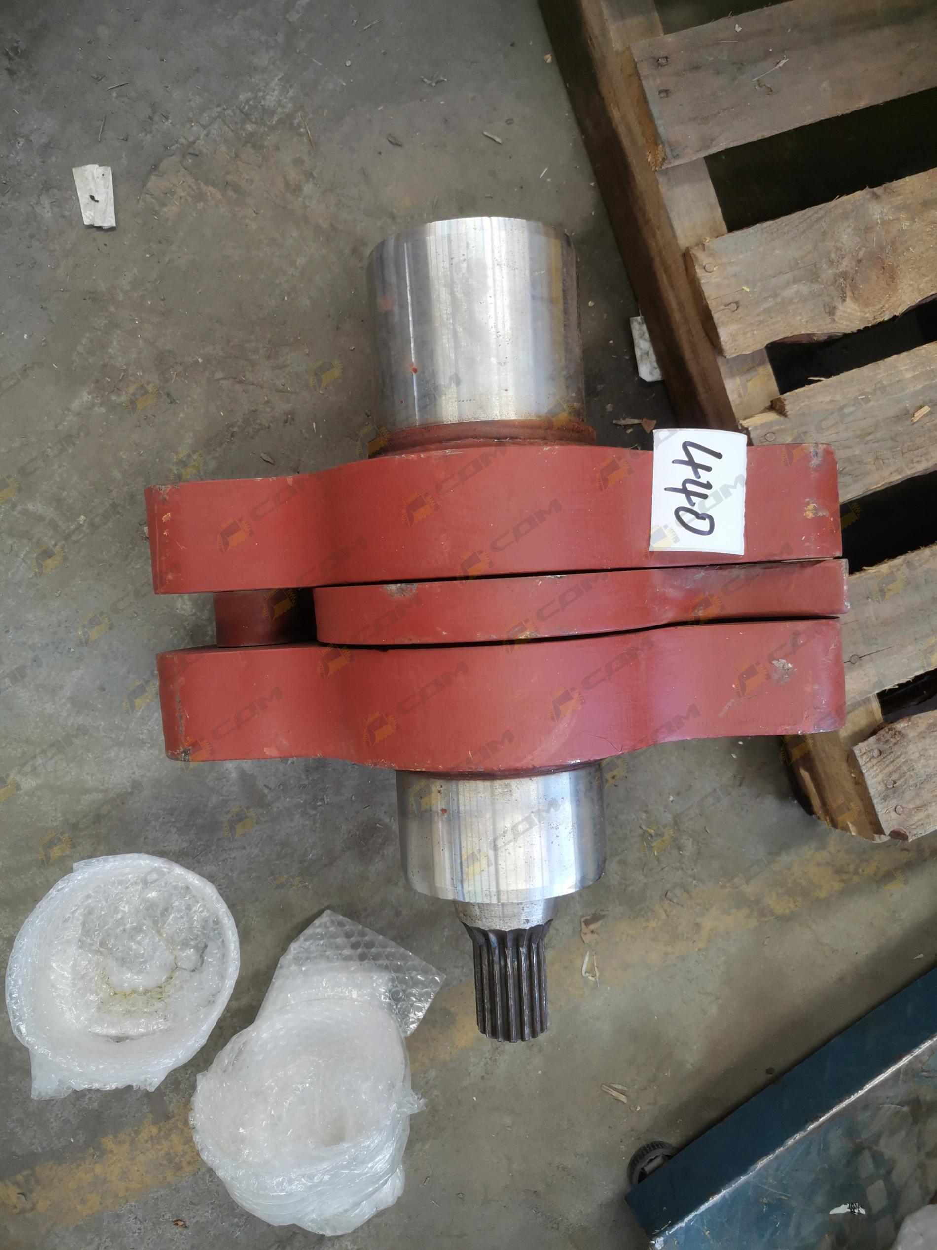 Вал вибратора в сборе правый CDM520A6 LG520.30.01.05