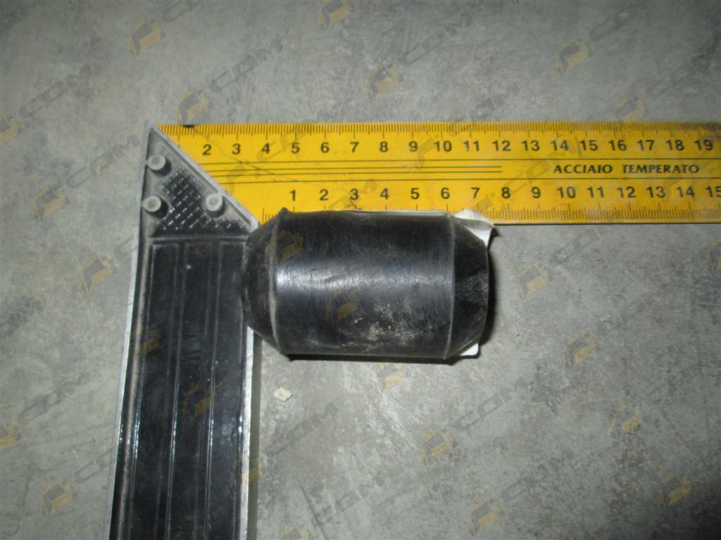 Сайлентблок стабилизатора переднего (резина, метал, D-40, d-24, L-66) HOWO 99100680052