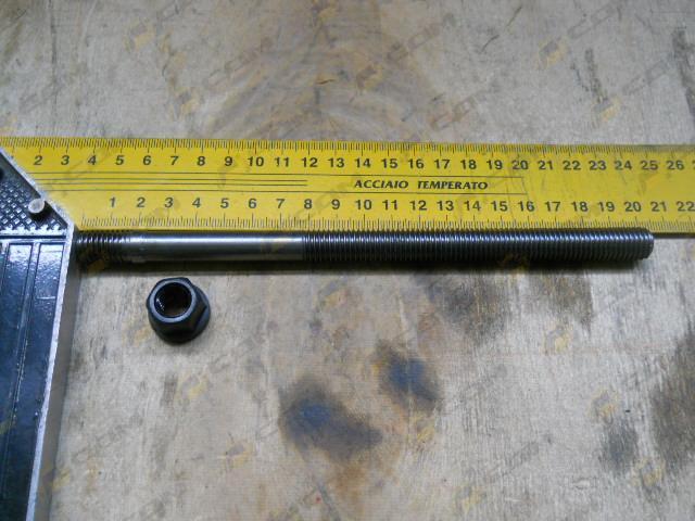 Болт-шпилька крепления головки блока с гайкой (Евро 2) VG1500010185