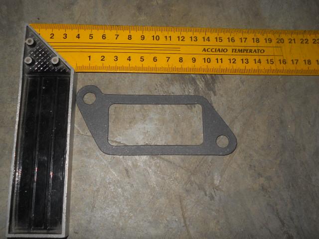 Прокладка помпы под термостат HOWO 614060024