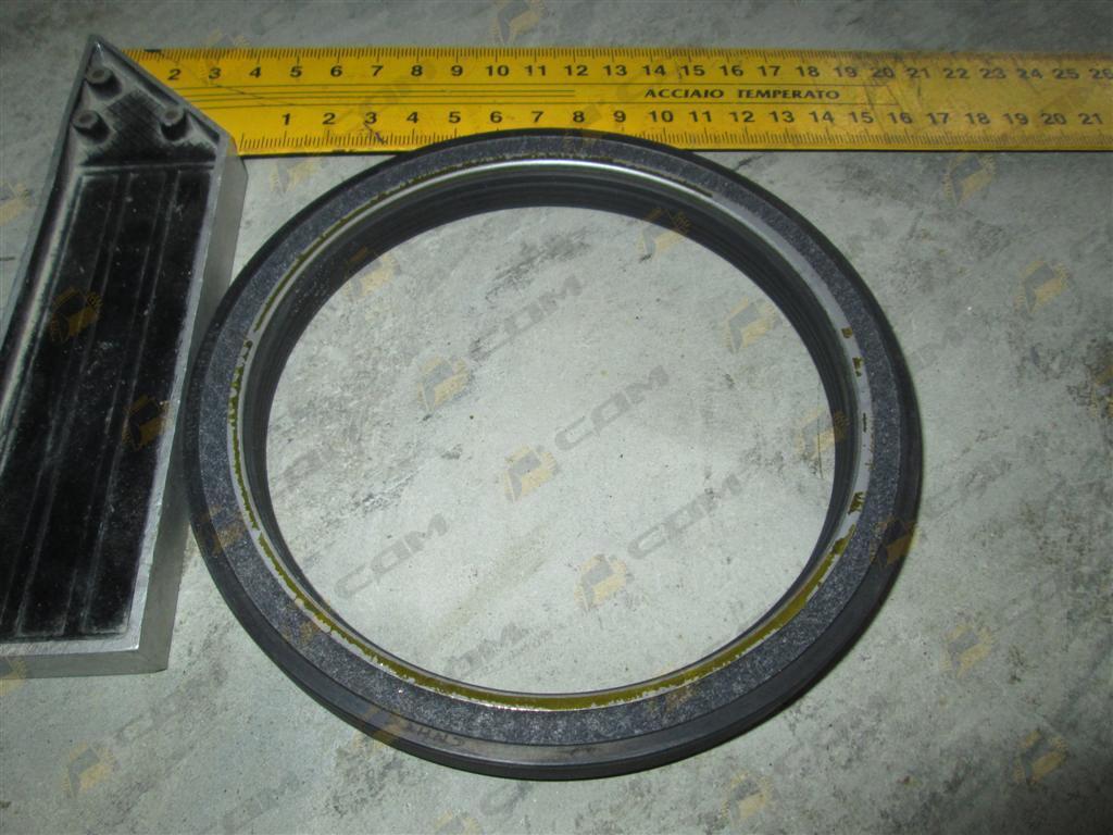 Сальник коленвала коренной задний 115x140x12 (кассетный) HOWO/HOWO-70 61500010047