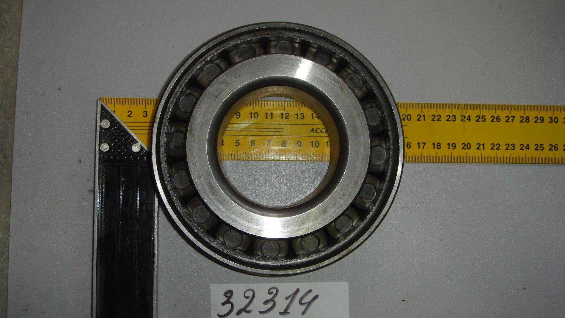 Подшипник ступицы переднего колеса внутренний 32314