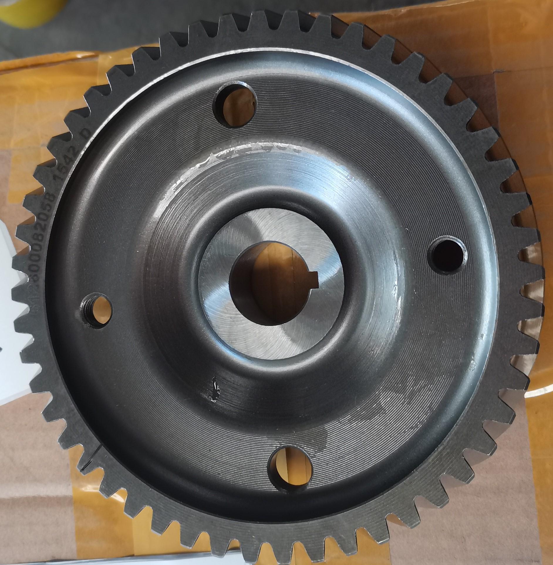 Шестерня топливного насоса 612600082058/4110001015046