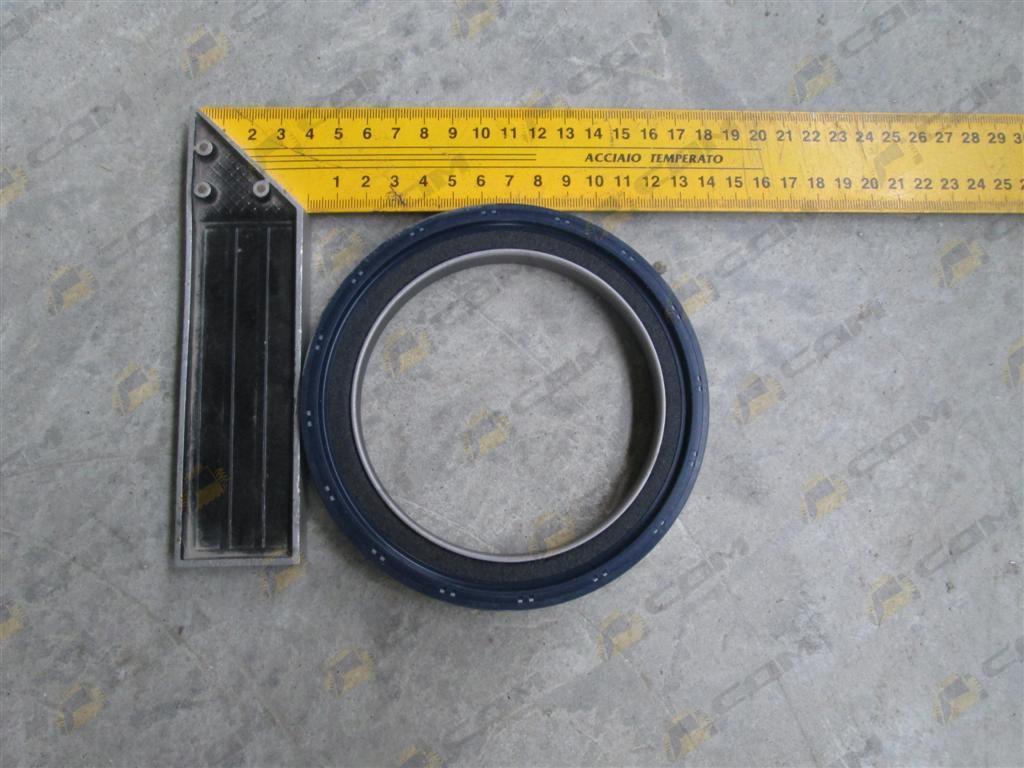 Сальник коленвала задний Solar 255LC-V 65.01510-0101