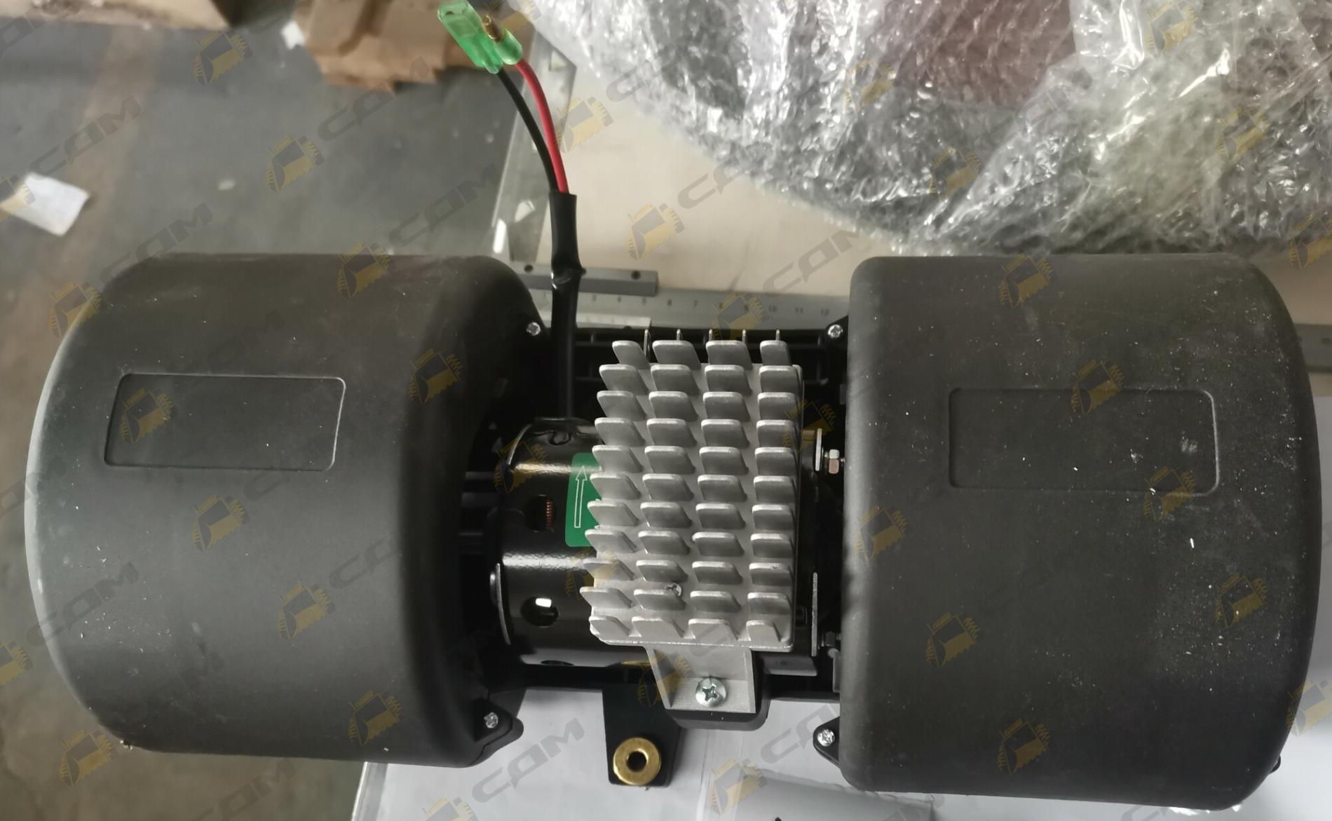 Мотор отопителя HOWO T5G/C7H SITRAK 811W61942-0003/WG1671820032