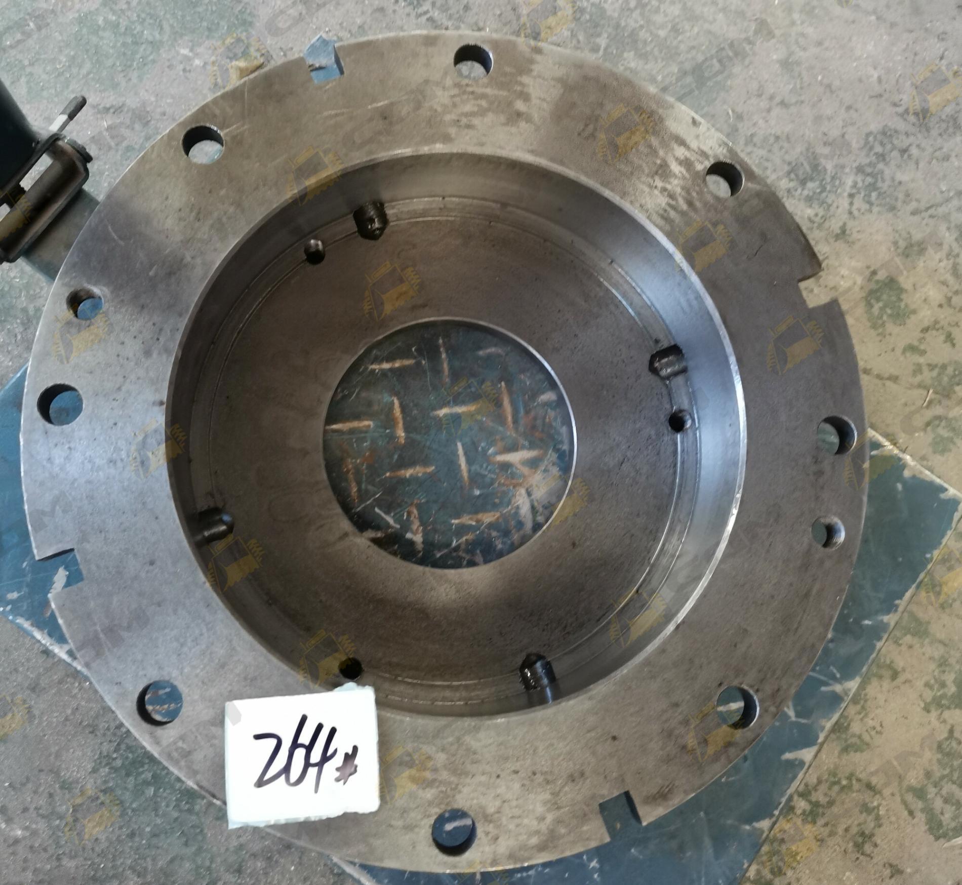 Крышка подшипника вальца внутренняя CDM520A6 LG520A.30.01-003