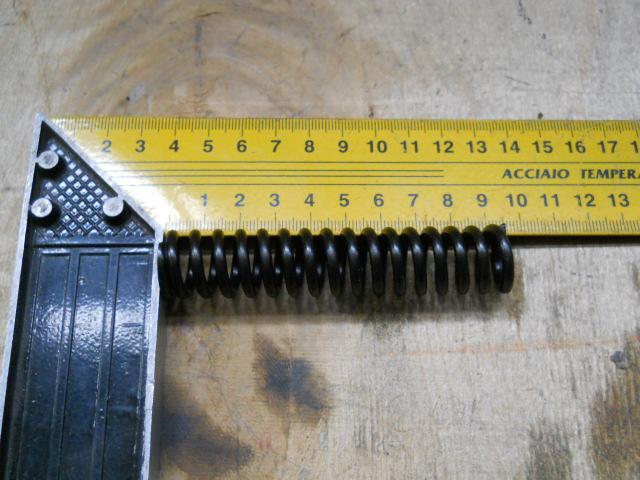 Пружина клапана внутренняя CDM855 403724