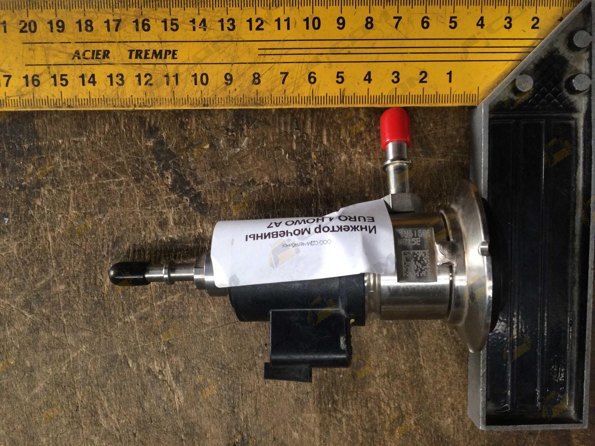 Инжектор мочевины EURO 4 HOWO A7 WG1034120001