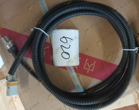 Датчик АБС задний левый SITRAK 810W27120-6182