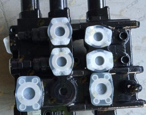 Клапан управляющий гидросистемы (джойстиковое управление) LG833B