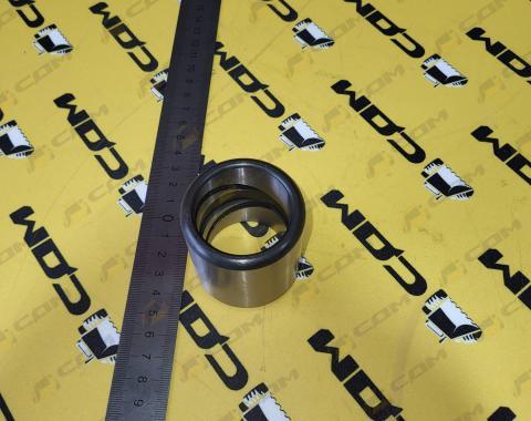 Втулка крепления ковша нижняя 40х52х54 CDM926N 30811114121/926NG.11Ll-001